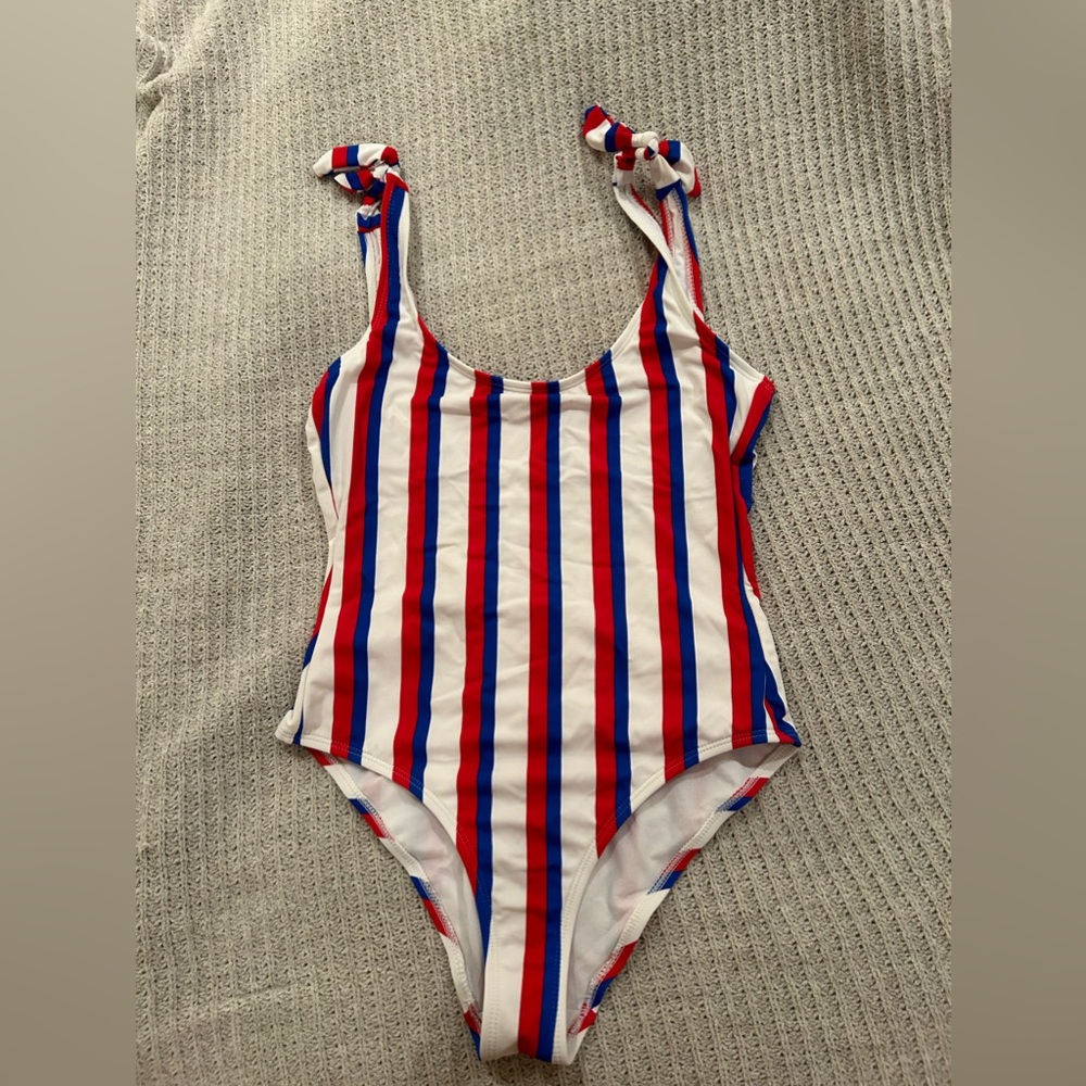 One-piece No Boundaries Swimsuit Size Medium | Red, White & Blue